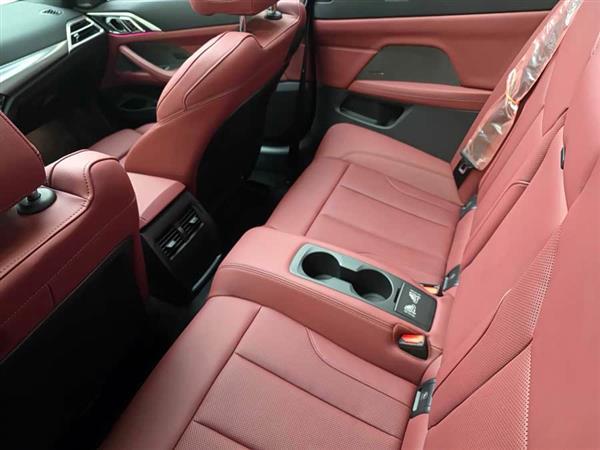 ����4ϵ 2024�� 430i ����M�˶���ҹ��װ