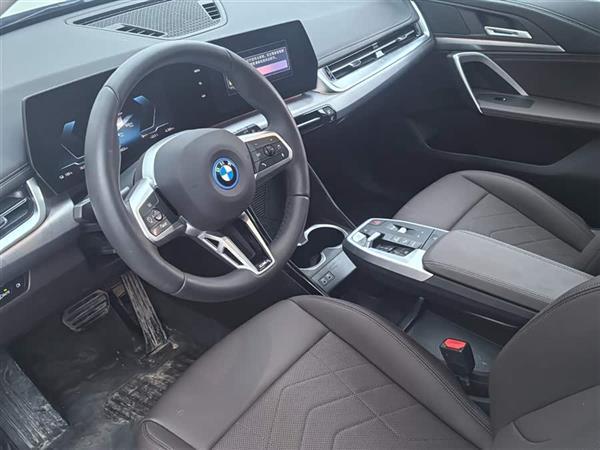 ����iX1 2025�� eDrive25L M�˶���װ