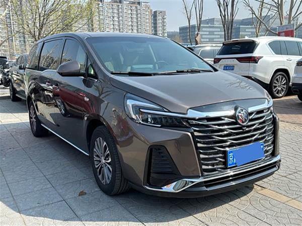 ���GL8 2023�� ½�Ϲ���� 652T ������