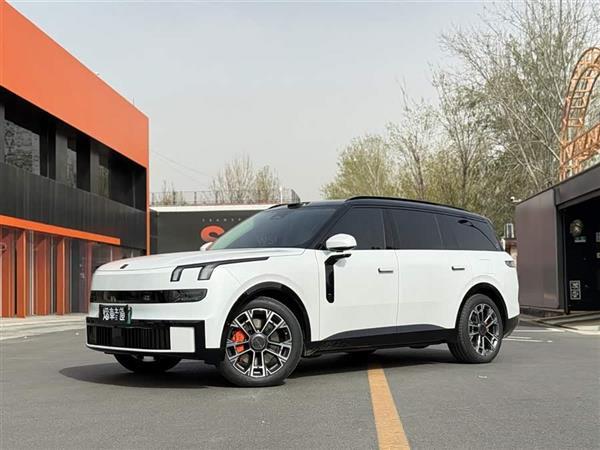 ���900 2025�� 2.0T Ultra