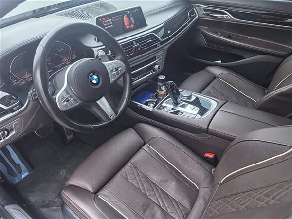 ����7ϵ 2019�� �Ŀ� 740Li ������ M�˶���װ
