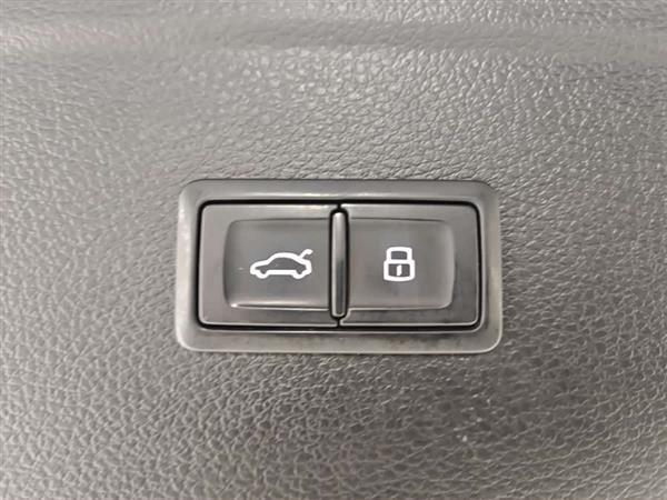 �µ�Q5L 2022�� 40T ����������