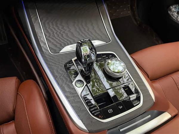 ����X7 2021�� xDrive40i ������M�˶���װ