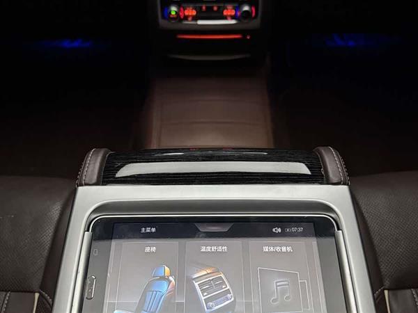 ����7ϵ 2018�� 730Li ������ M�˶���װ