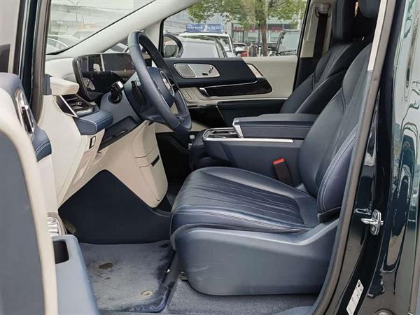 ���� 2023�� 2.0T ����˽����