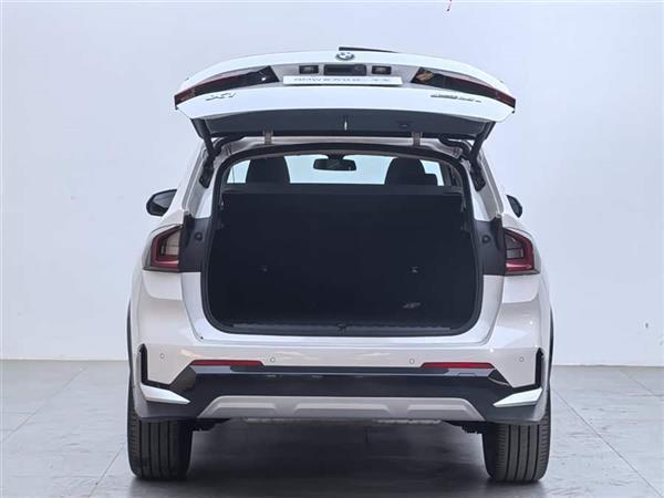 ����X1 2023�� sDrive25Li X�����װ