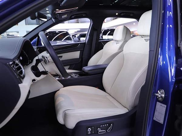 ��Խ 2018�� 4.0T V8