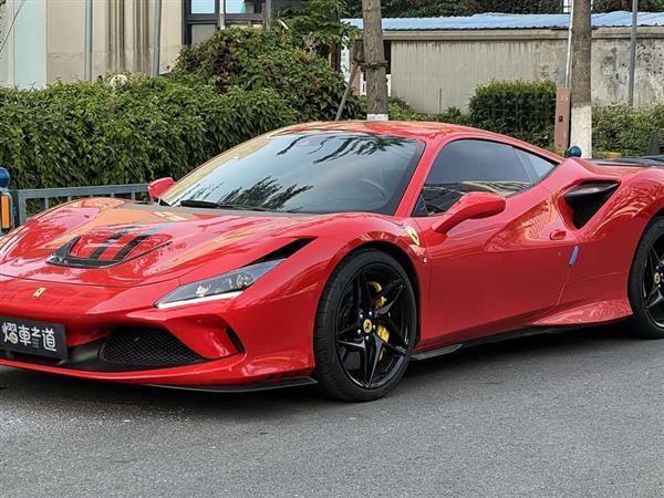 ������F8 2019�� Tributo 3.9T V8