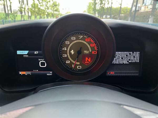 ������F8 2019�� Tributo 3.9T V8