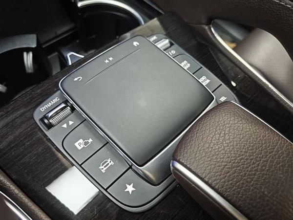 ����GLE 2022�� GLE 350 4MATIC ʱ����