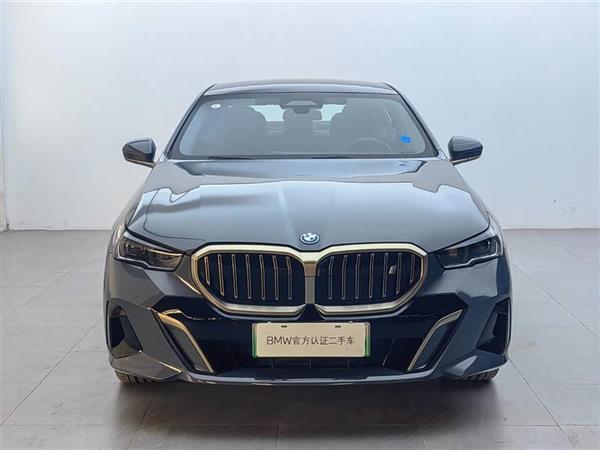 ����i5 2024�� eDrive 35L ������ M�˶���װ