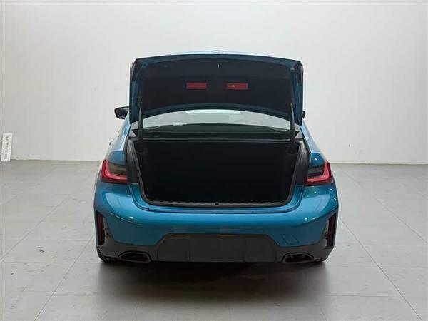 ����3ϵ 2024�� 325i M�˶���ҹ��װ