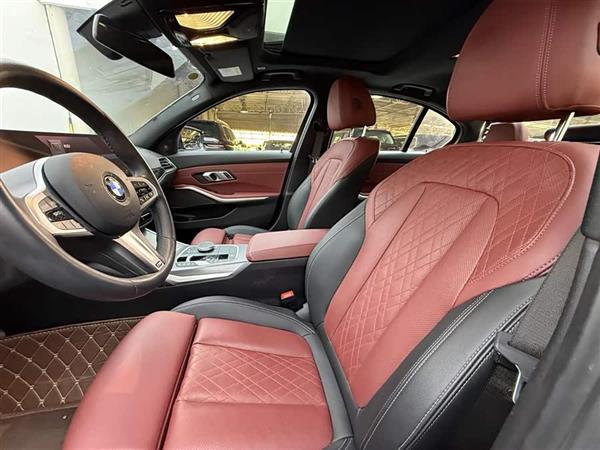 ����3ϵ 2024�� 325i M�˶���ҹ��װ