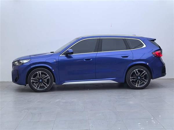 ����iX1 2023�� xDrive30L M�˶���װ