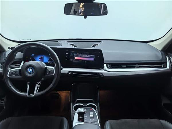 ����iX1 2023�� xDrive30L M�˶���װ