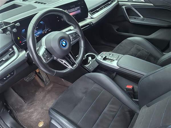 ����iX1 2023�� xDrive30L M�˶���װ