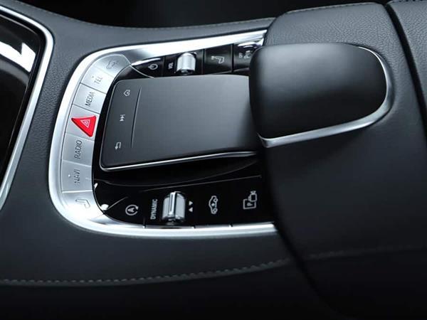 ����S�� 2018�� S 450 4MATIC ���ܰ�