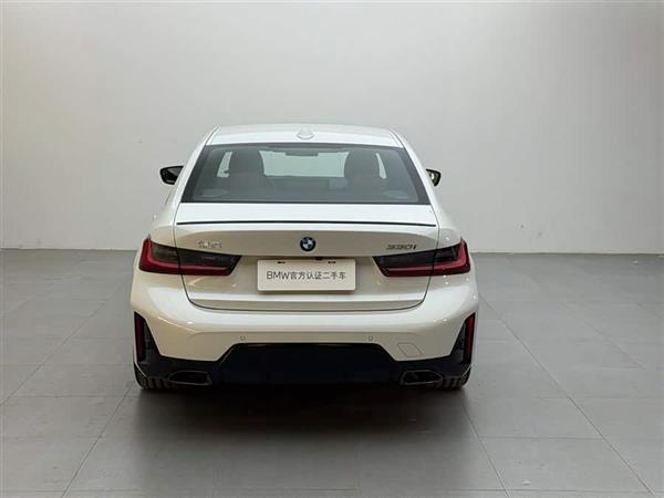 ����3ϵ 2025�� 330i M�˶���ҹ��װ