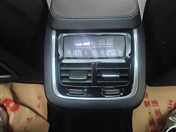 �ֶ���XC90 2018�� T6 ���ݰ� 5��