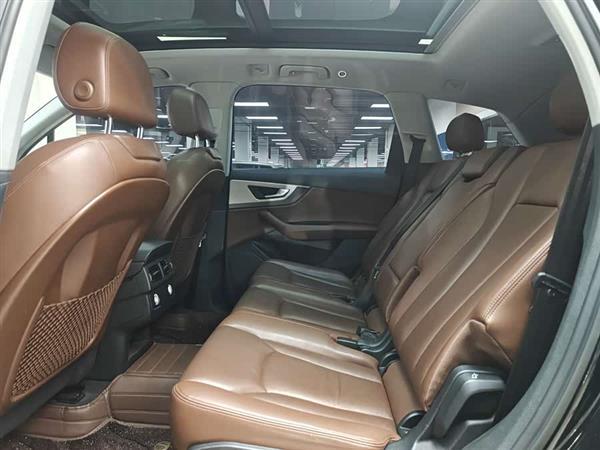 �µ�Q7 2016�� 45 TFSI ������