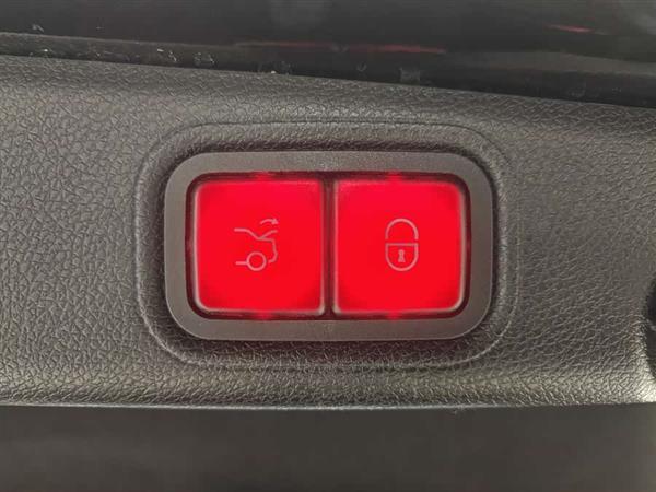 ����E�� 2017�� E 320 L 4MATIC
