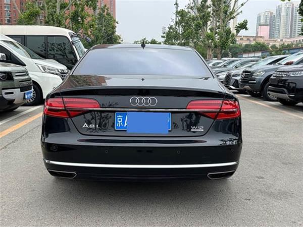 �µ�A8 2014�� A8L 6.3 FSI W12 quattro�콢��