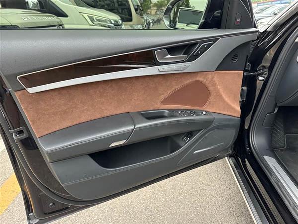 �µ�A8 2014�� A8L 6.3 FSI W12 quattro�콢��