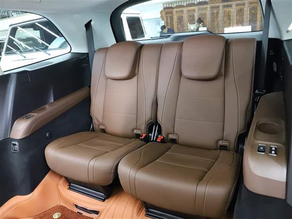 ����GLS 2024�� GLS 450 4MATIC ʱ����