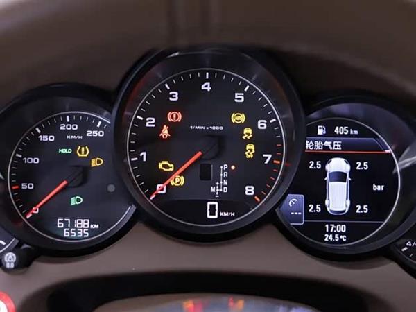 Cayenne 2014�� Cayenne Platinum Edition 3.0T