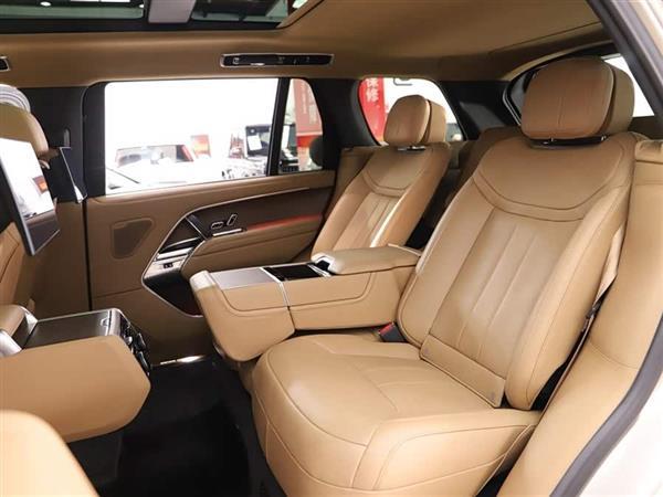 ��ʤ 2025�� 3.0 L6 400PS �����ӳ���