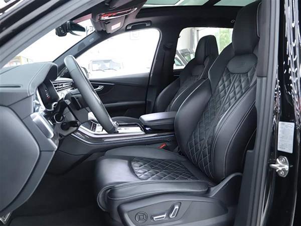 �µ�SQ7 2024�� 4.0 TFSI ��ҹ��ʿ��