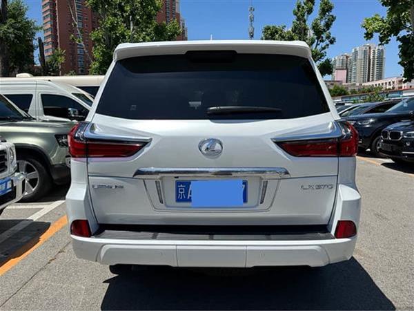 �׿���˹LX 2019�� 570 ���к�����