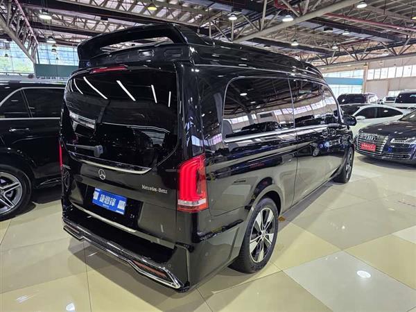 ����V�� 2022�� V 260 L ���������