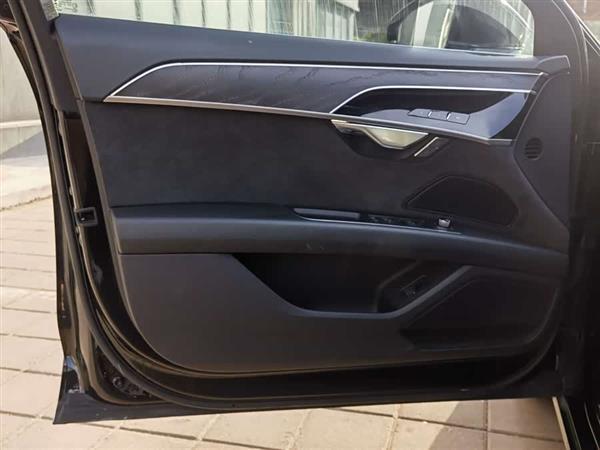 �µ�A8 2021�� A8L 50 TFSI quattro ������