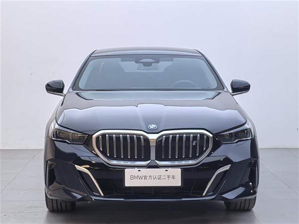 ����i5 2024�� eDrive 35L ������ M�˶���װ