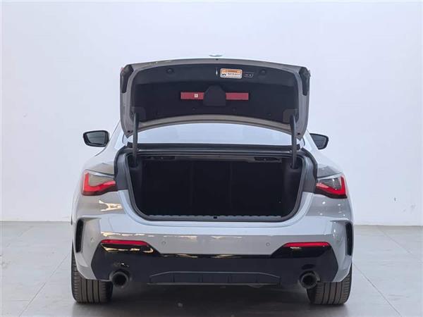 ����4ϵ 2024�� 430i M�˶���ҹ��װ