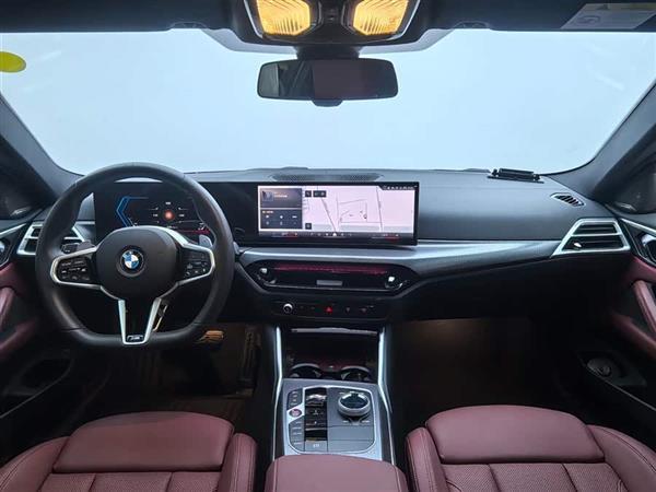 ����4ϵ 2024�� 430i M�˶���ҹ��װ