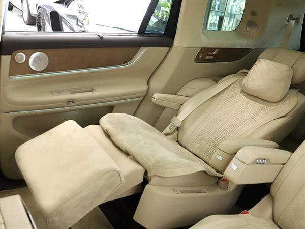 �ʽ�M9 2024�� ���� Ultra�� 42kWh 6����