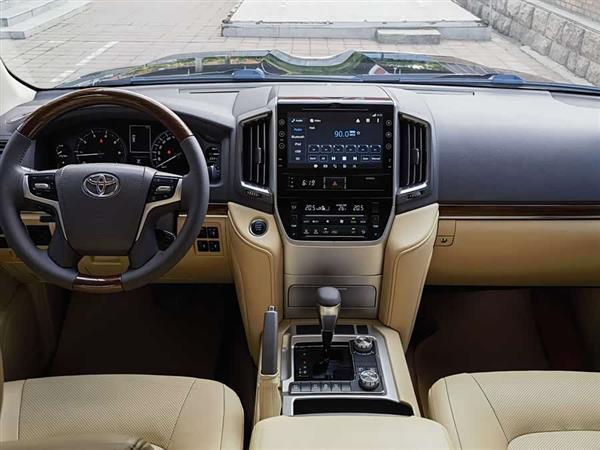 ���¿�·��(����) 2018�� 5.7L VX-R �ж���