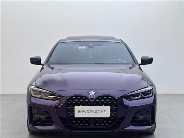 ����4ϵ 2021�� 430i M�˶���ҹ��