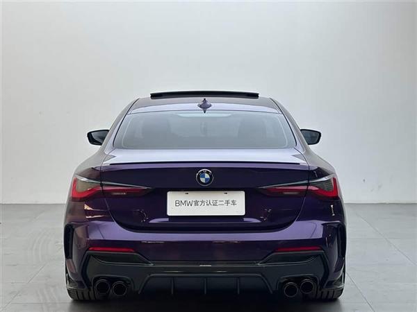 ����4ϵ 2021�� 430i M�˶���ҹ��