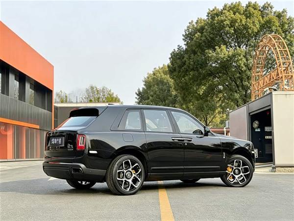 ������ 2020�� Black Badge