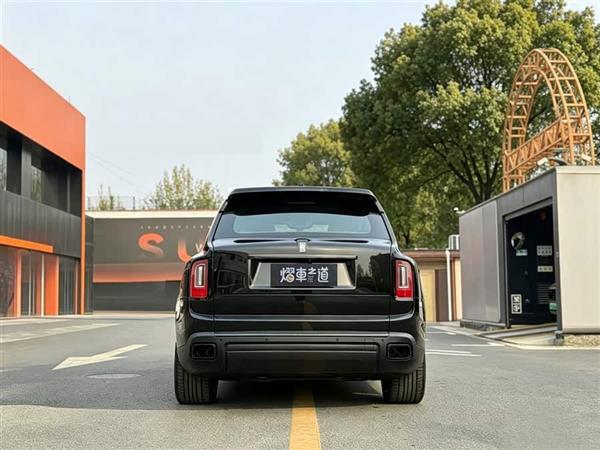 ������ 2020�� Black Badge