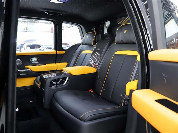 ������ 2020�� Black Badge