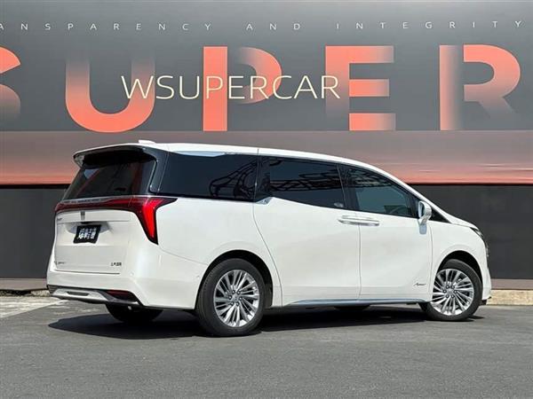 ���� 2023�� 2.0T ����������