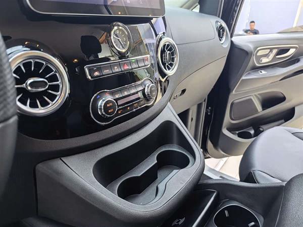���� 2023�� 2.0T ����� 7��