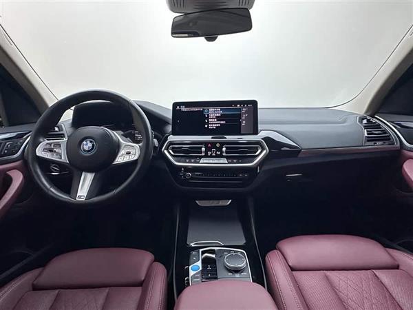 ����iX3 2024�� ������