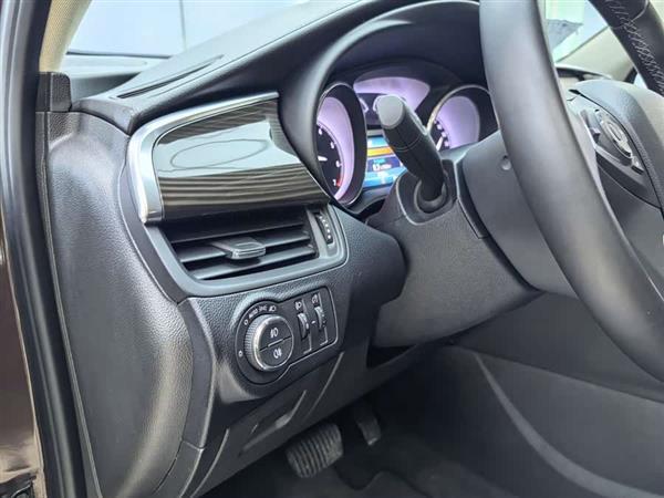 ������Plus 2018�� 20T ������Ӣ��