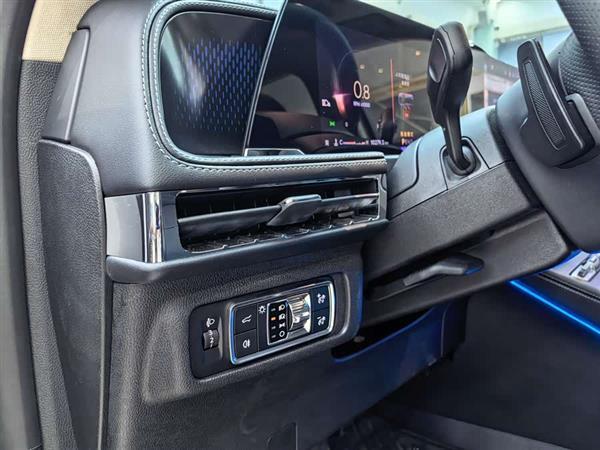 ð�ռ� 2025�� 2.0T ����������