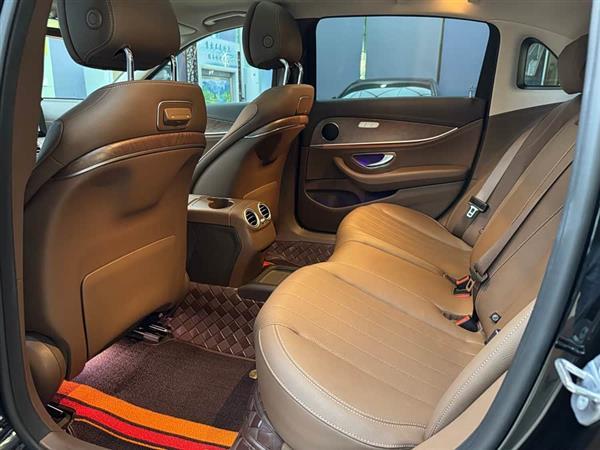 ����E�� 2019�� E 300 L ʱ����